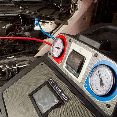 Aparato para medir los parámetros del aire acondicionado del vehículo